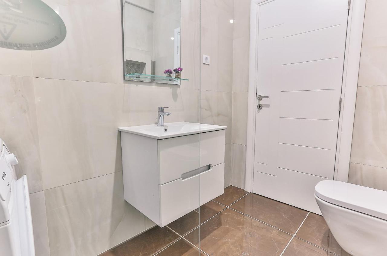 Luxury Korda Apartments 011 Будва Екстериор снимка