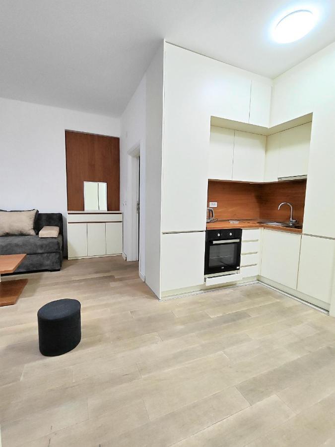 Luxury Korda Apartments 011 Будва Екстериор снимка